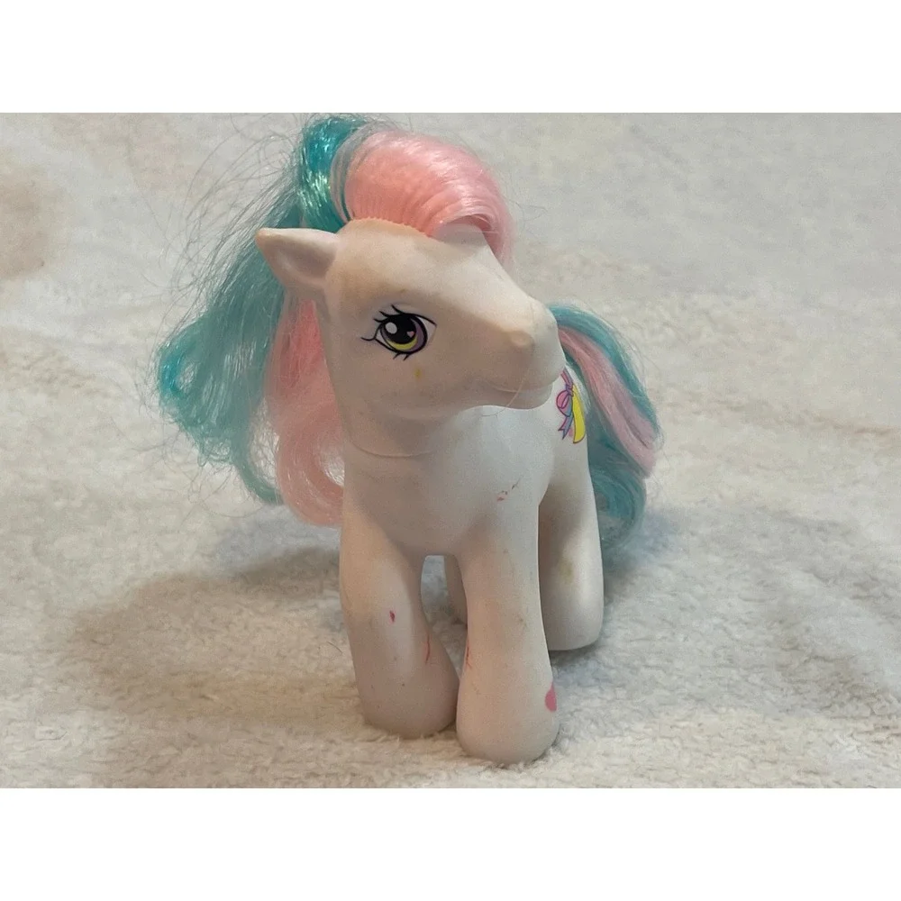 My Little Pony G3 Lulabell 2005 White Pink Blue Hair Bells Cutie Mark Hasbro